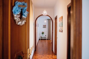 Interior - Villa Hemingway - Leonardo's House - Garden by the Sea (Ficarazzi)