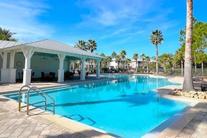 Beheizter Pool