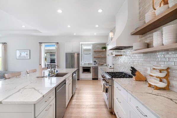 Fridge, microwave, oven, dishwasher