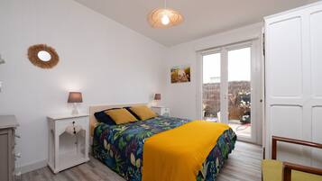 4 chambres, fer et planche Ă repasser, Wi-Fi, draps fournis