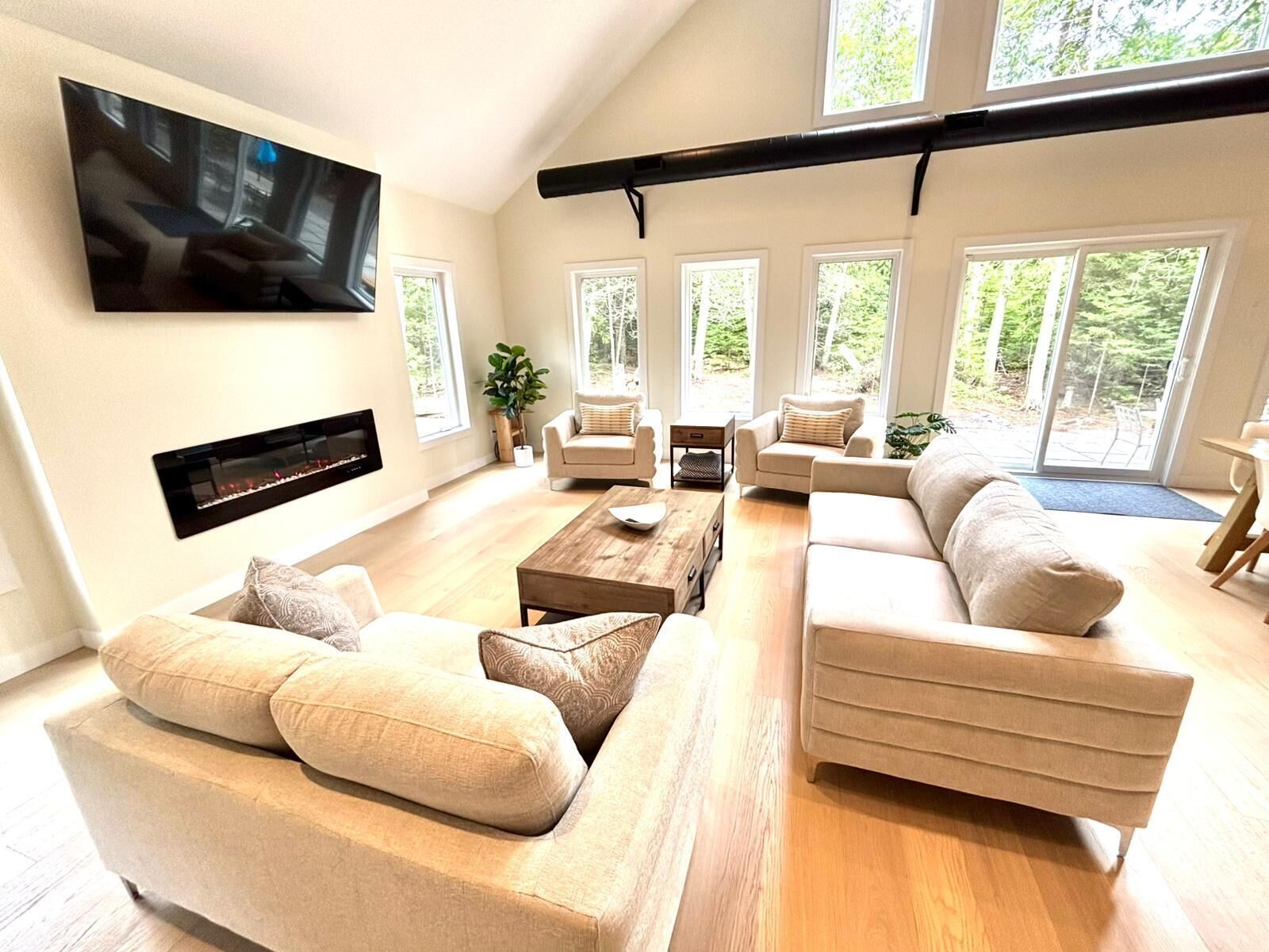 TV connectée, cheminée