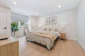 4 quartos, berço de viagem, Wi-Fi de cortesia, roupa de cama