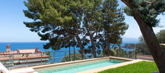 Casa Elia con Terrazza Vista Mare by Wonderful Italy