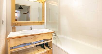 Apartment in Saint-sorlin-d\"arves Near ski
