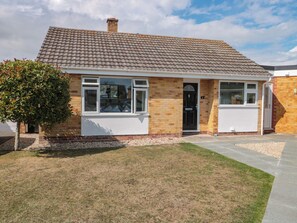 Exterior - No 8 (Burnham-on-Sea)