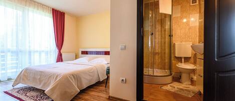 1 室のベッドルーム、セーフティボックス (室内)、アイロン / アイロン台、WiFi (無料)