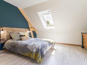 4 bedrooms, free WiFi