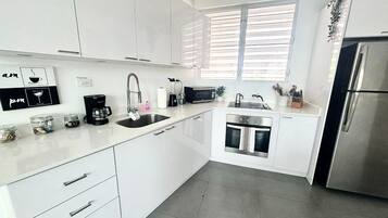 Apartamento, para fumantes | 2 quartos, acesso à internet de alta velocidade