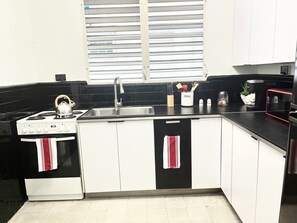 Apartment, Smoking | 3 bedrooms