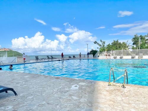 Stunning Marina Views Pool Kayak Island Tours