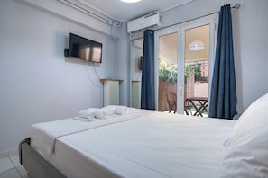 1 chambre, accès Internet, draps fournis