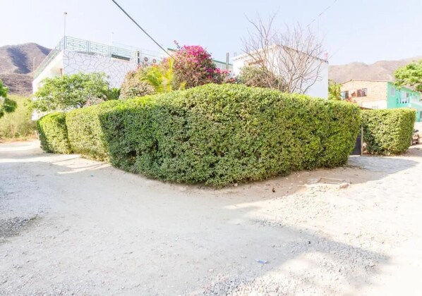 Room, 1 Bedroom, Accessible, Smoking | Property grounds