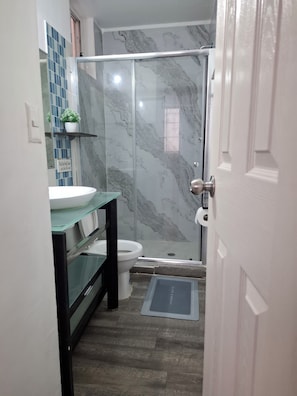 Appartamento, 3 camere da letto, accessibile ai disabili, vista piscina | Bagno