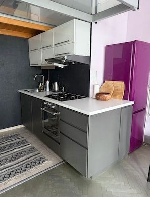 Four, plaque de cuisson, lave-vaisselle
