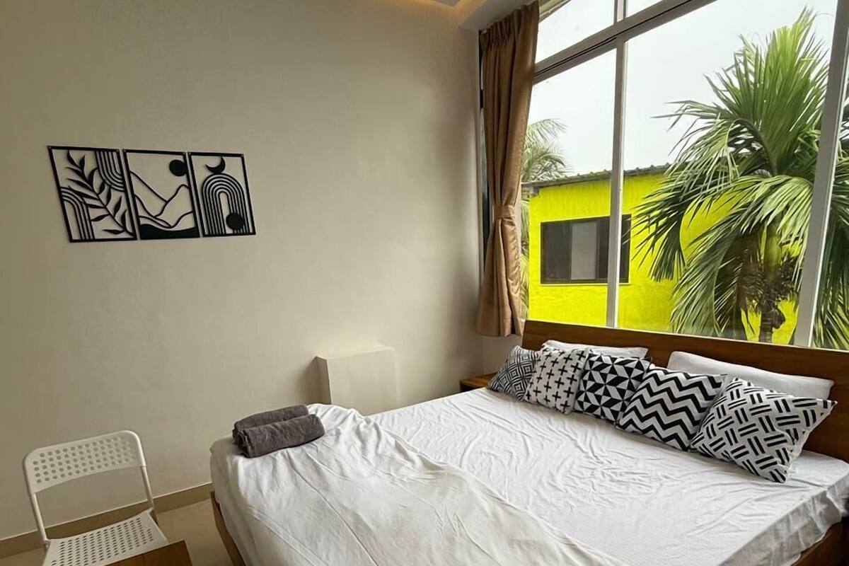 Standard Double Room | Desk, free WiFi