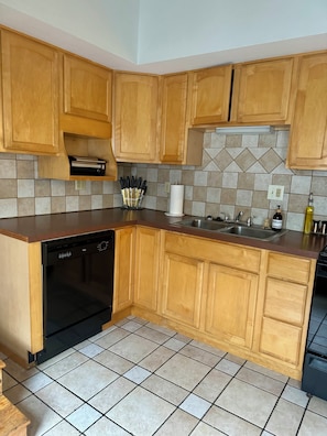 Exclusive House, Non Smoking, Air conditioning | Private kitchen