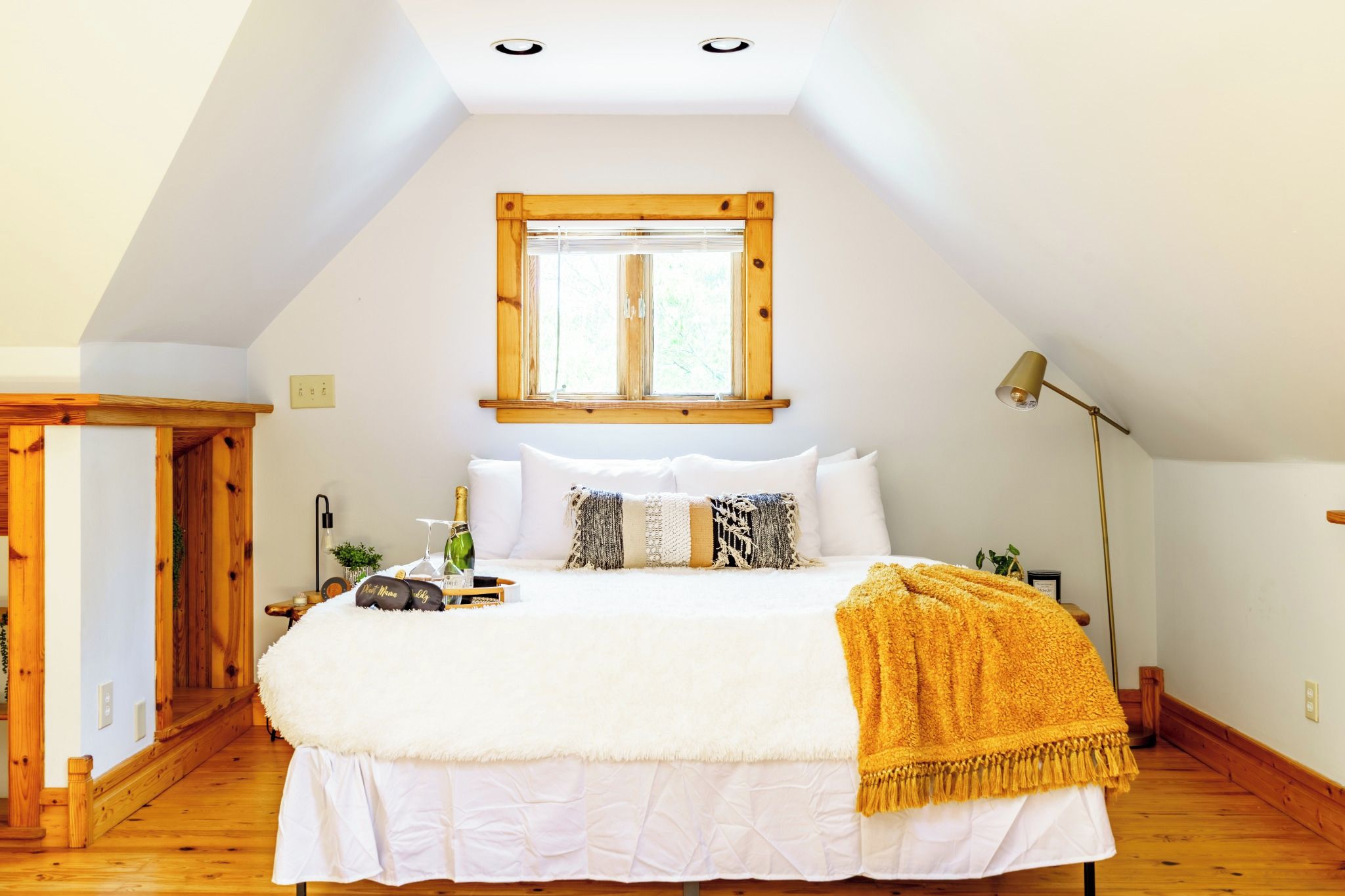 Jungle Cabin | Egyptian cotton sheets, premium bedding, memory foam beds