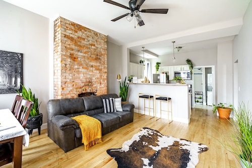 Jungle House Boutique Lofts – Downtown Columbus & Short North
