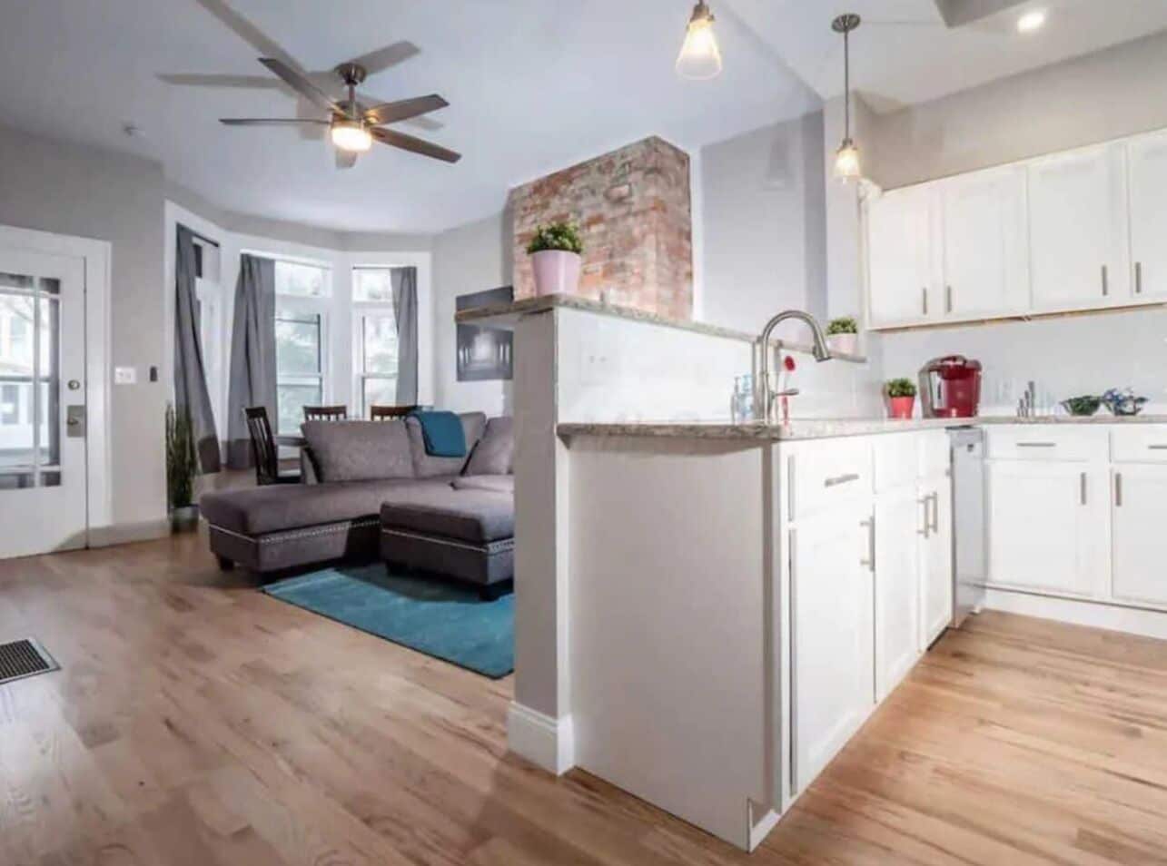 Jungle Aura | Private kitchen | Full-size fridge, microwave, oven, stovetop