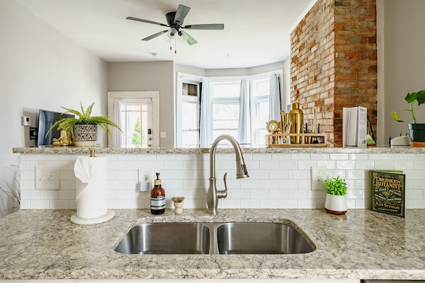Jungle Aura | Private kitchen