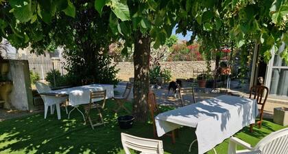 Maison d'hÎte - 'Nature D'Art' avec piscine privée, terrasse privée et Wi-Fi