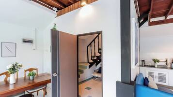 House, 2 Bedrooms | Living room