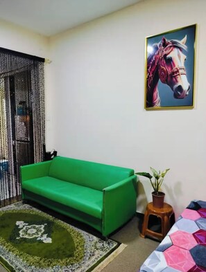 Apartment, Multiple Bedrooms, Accessible, Balcony | Interior