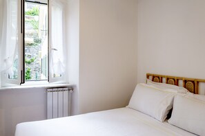 3 chambres, fer et planche à repasser, accès au Wi-Fi (inclus)