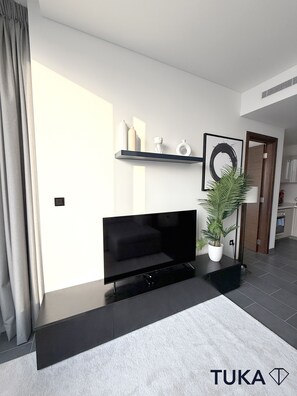 Interior - Lux - 2BR - Spacious - Burj Khalifa View - New Building (دبي)