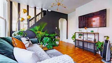 House | 3 bilik tidur, meja, Internet