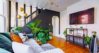 Short North Convention King Bed Parking Free