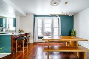 House | 2 bedrooms, Internet - Over 4 500 Reviews Prime Location Parking (Columbus)