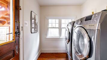 Nhà | 5 phòng ngủ