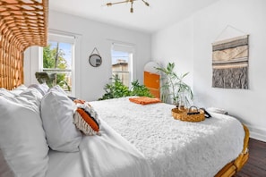 4 habitaciones y escritorio 