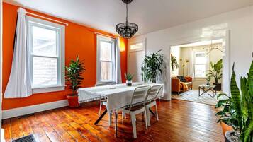 2 bedrooms