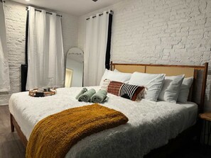 House | 2 bedrooms, desk, Internet - Convention Short North Free Parking Clean (Columbus)