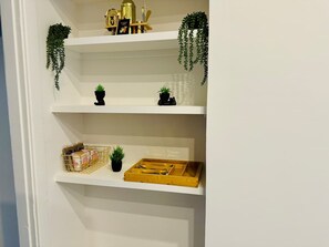 4 عدّة غرف نوم