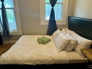 House | 5 bedrooms, Internet