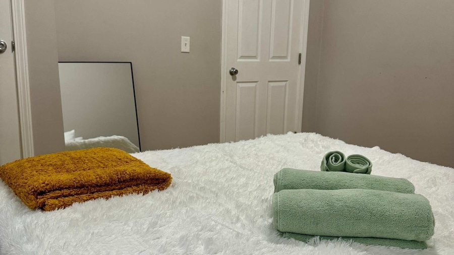 Short North Prime Location Free Parking