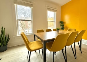 House | 16 bedrooms