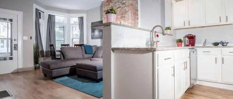 House | 2 bedrooms, Internet