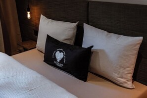 1 slaapkamer, een kluis op de kamer, reisbedje, gratis wifi