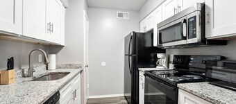 Spacious 2BR Furnished Apartment I Pool