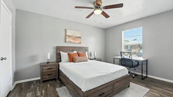 2 bedrooms, desk, iron/ironing board, travel crib