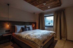 2 bedrooms, in-room safe, travel cot, free WiFi