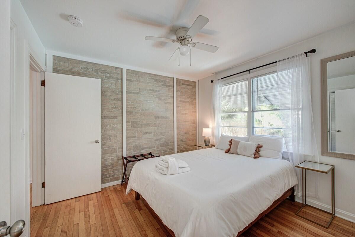 3 chambres, fer et planche à repasser, accès Internet, draps fournis