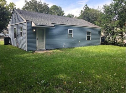 Economy Housing, Clean & Convenient Location