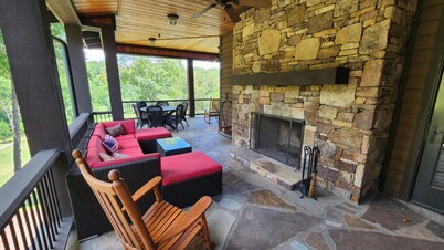 Cozy Blue Ridge Villa - Pond & Fairway Views