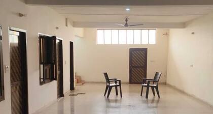 Hotel The Divine Punjabi Tadka