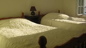2 chambres, draps fournis